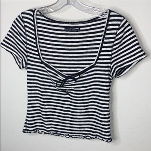 Abercrombie striped cinch lettuce bottom baby tee